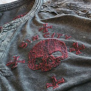 Affliction "Sin City" V-Neck